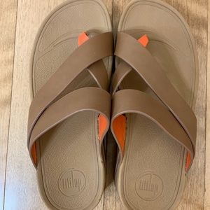 LIKE NEW!!! FitFlop sandals! Camel color. Size 8